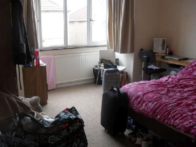  Image of 4 bedroom House Share to rent in Toronto Road Horfield Bristol BS7 at Horfield Bristol Horfield, BS7 0JR